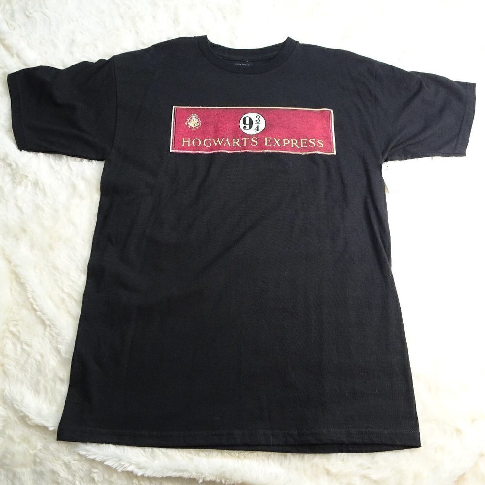 NWT Harry Potter Hogwarts Express 9 3/4 T-Shirt Md